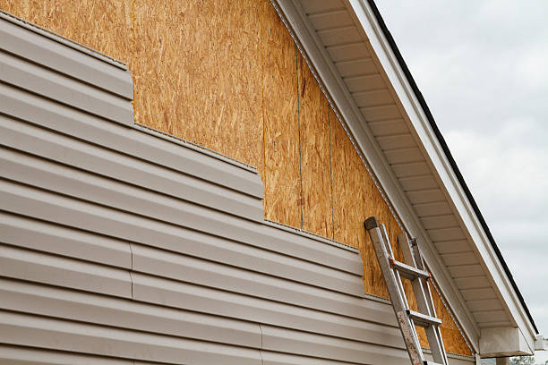 24/7 Emergency Siding Replacement experts in North Lawrence, OH